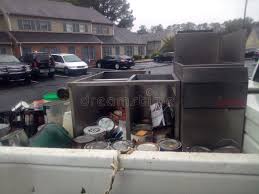 Best Carpet Removal and Disposal  in Sikeston, MO