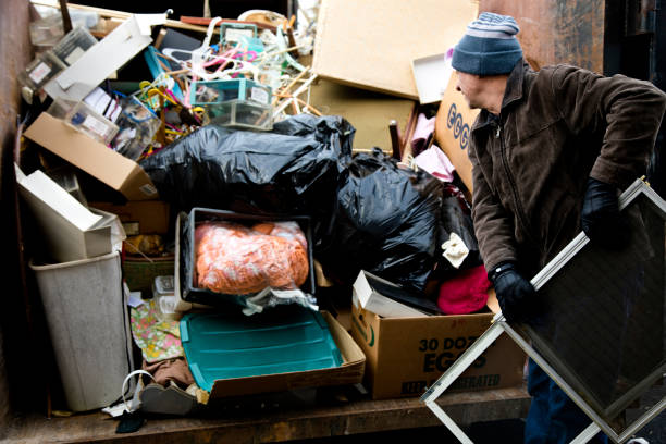 Best Construction Debris Removal  in Sikeston, MO
